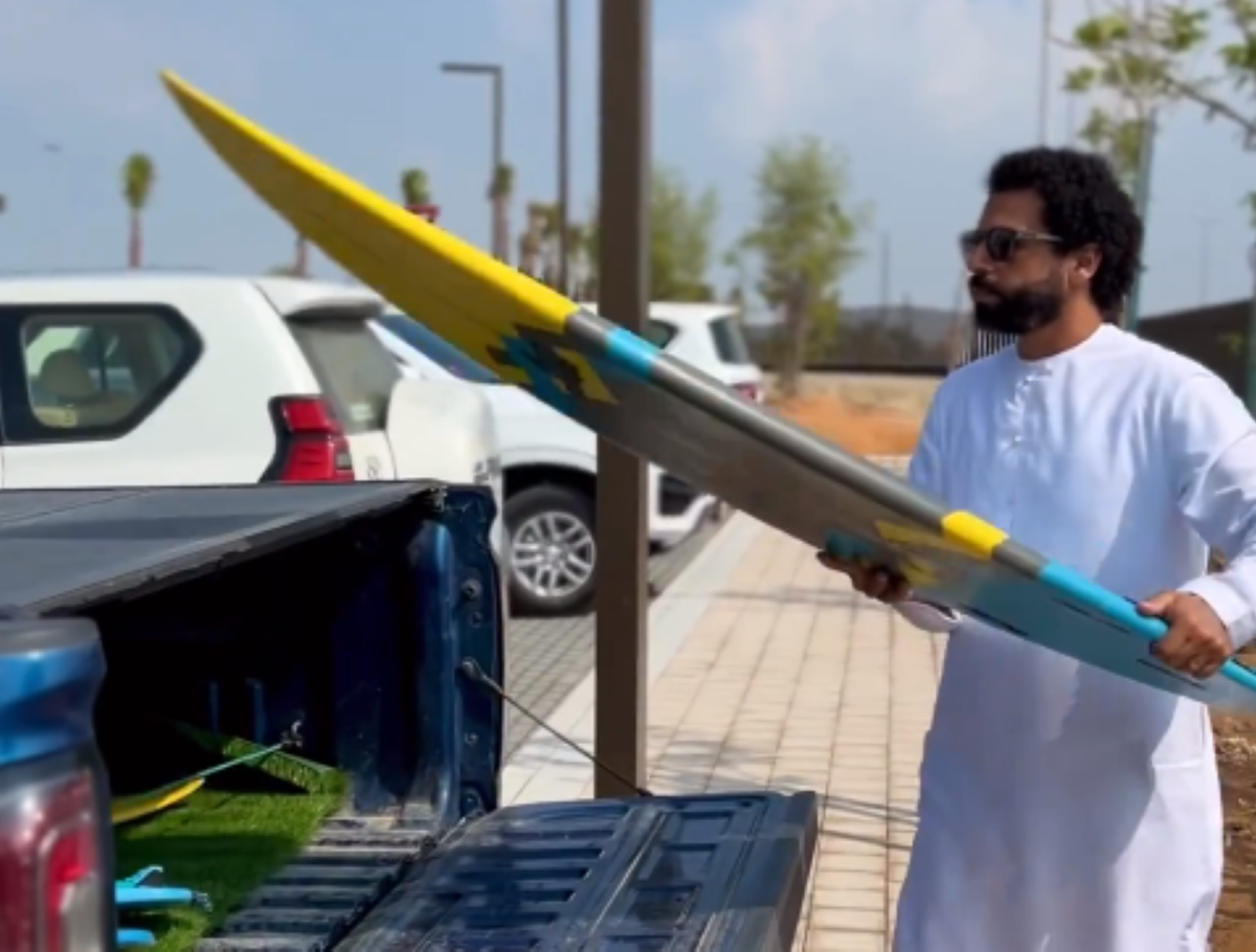 United Arab Emirate S First Pro Surfer Test Drives Kelly Slater S Surf