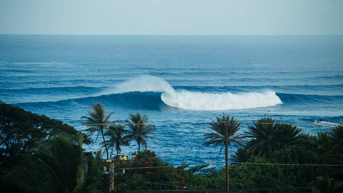 Surfer Dies After Surfing Sunset Beach - Surfer