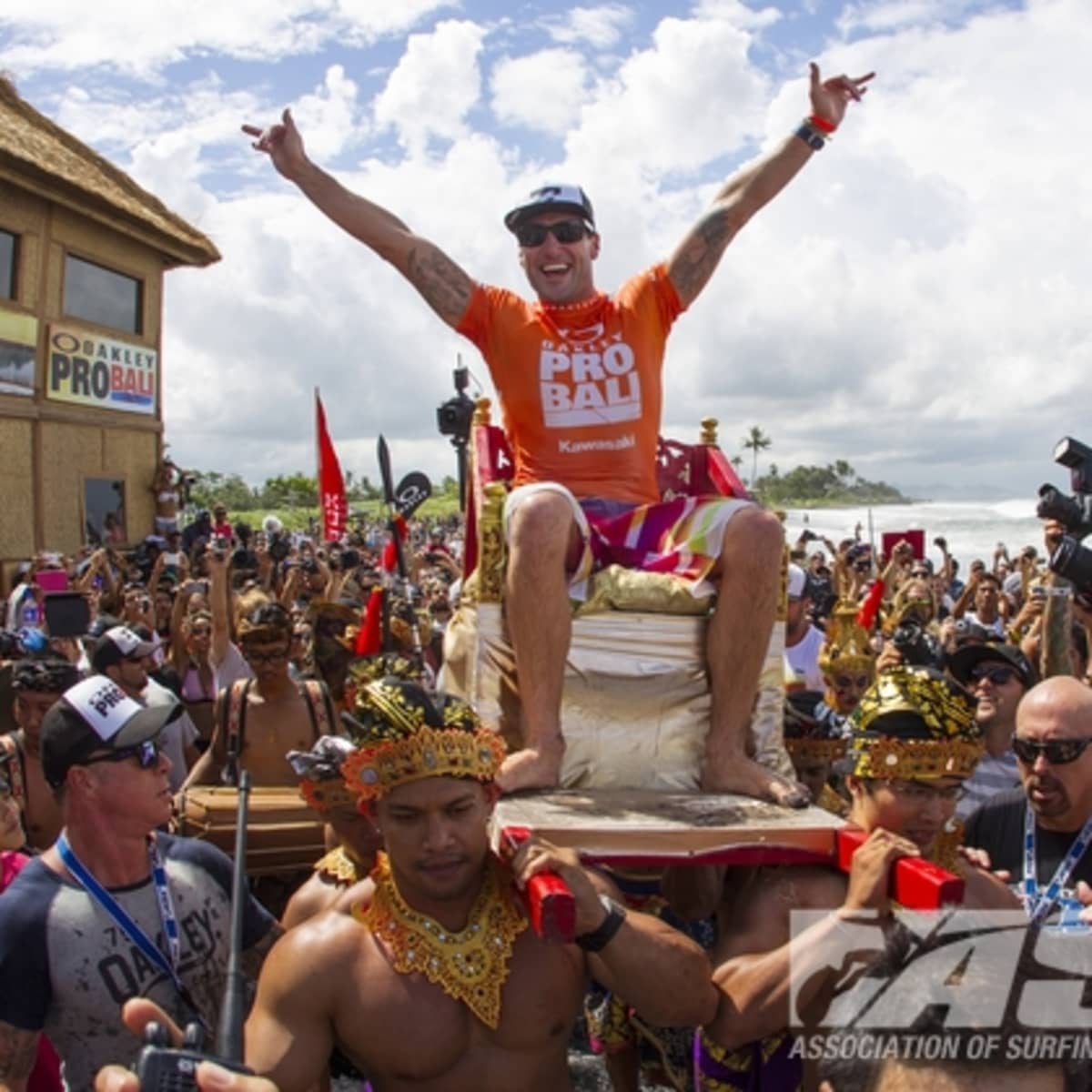 Joel Parkinson Wins The 2013 Oakley Pro Bali - Surfer