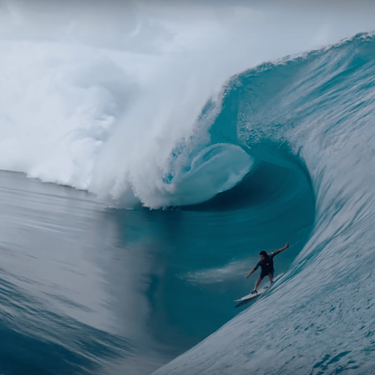 teahupoo wipeout