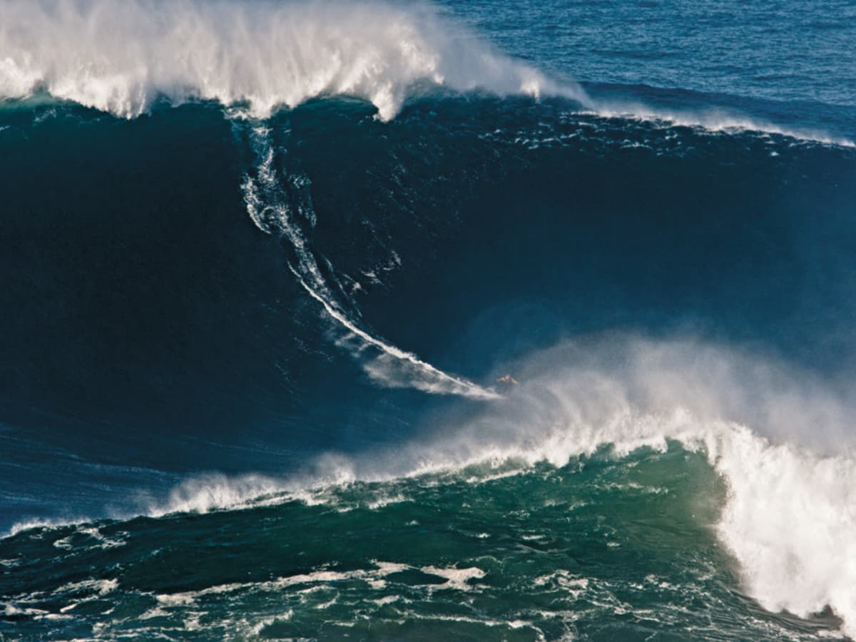 Is This Wave a World Record? - Surfer