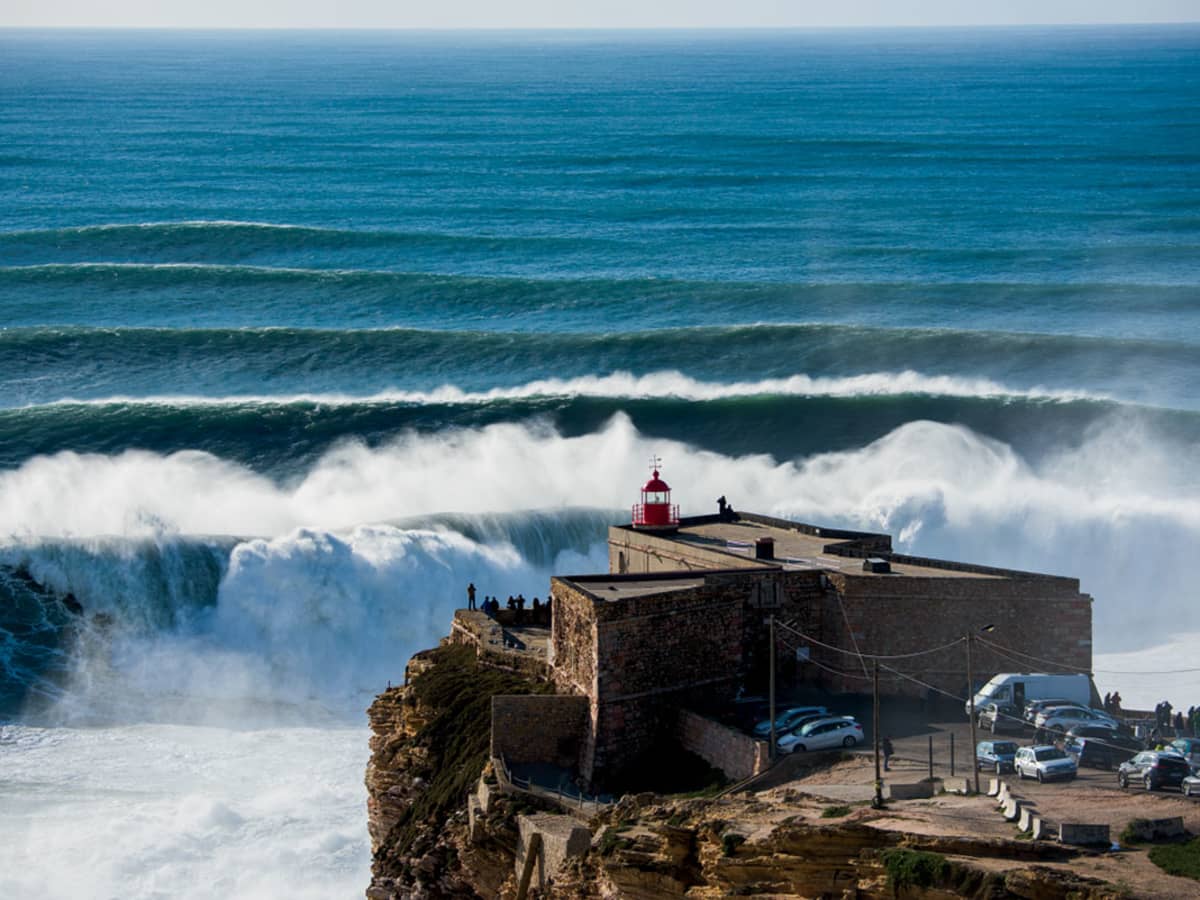 Embracing Nazaré - Surfer