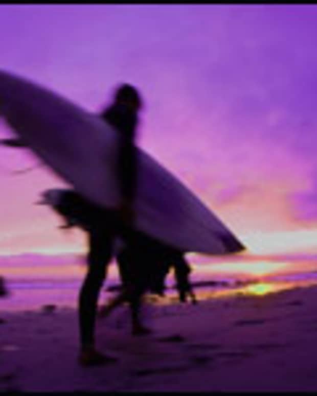Locals, Regulars and Visitors - Determine Your Status - Surfer
