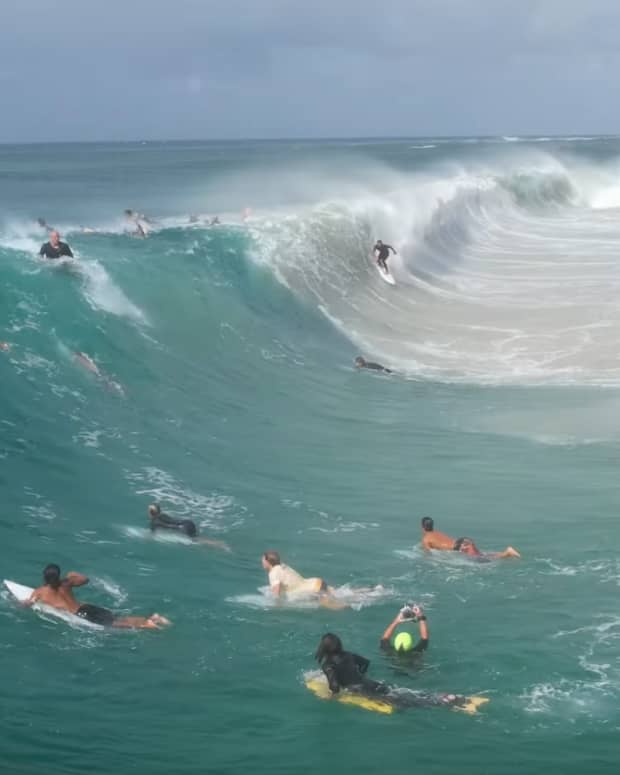 Video: Is This the Most Crowded Surf Spot Ever? - Surfer