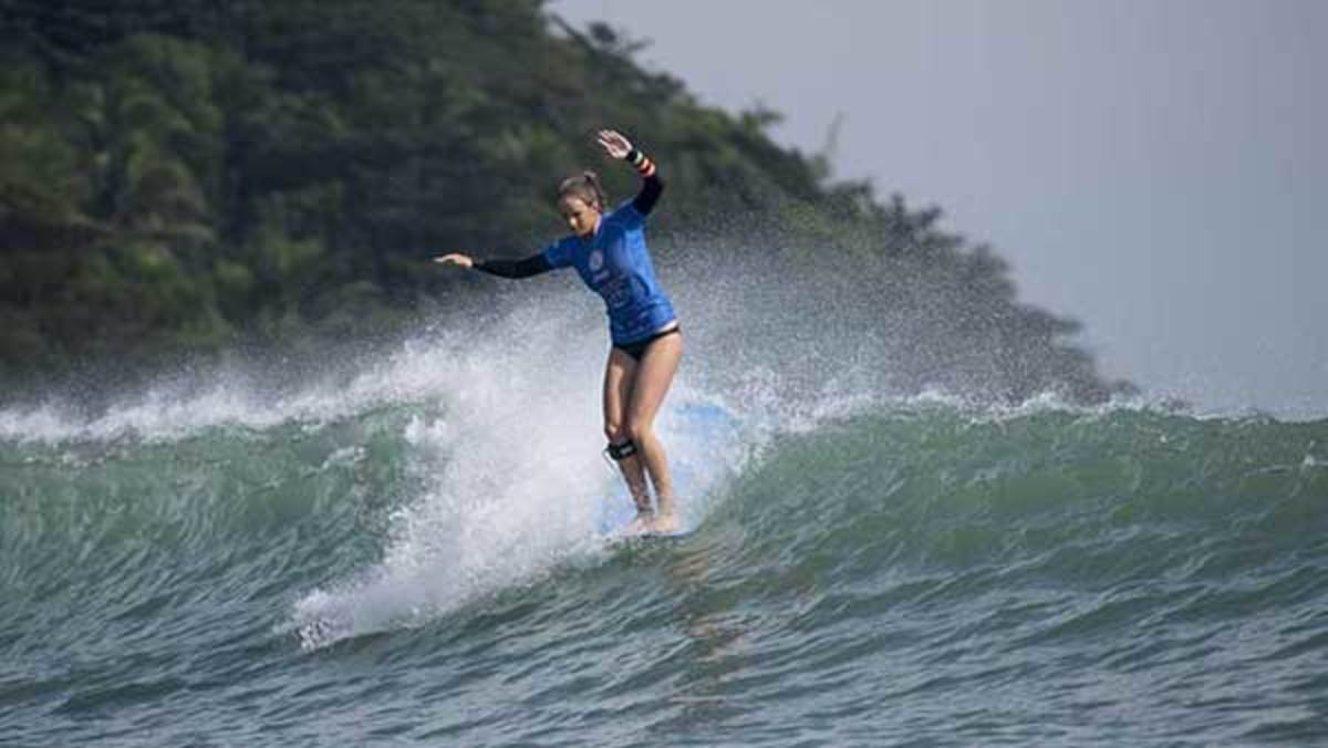 women's longboard champion