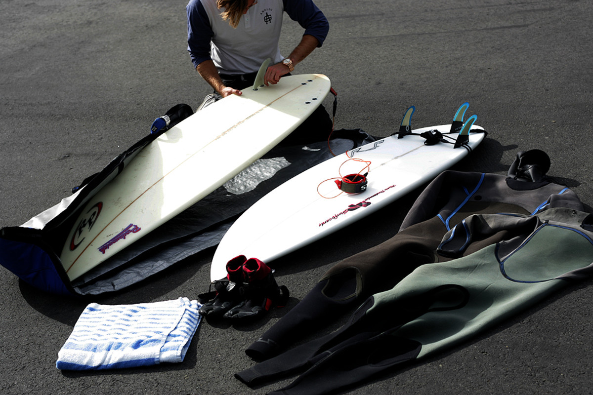 packing surfboards for air travel