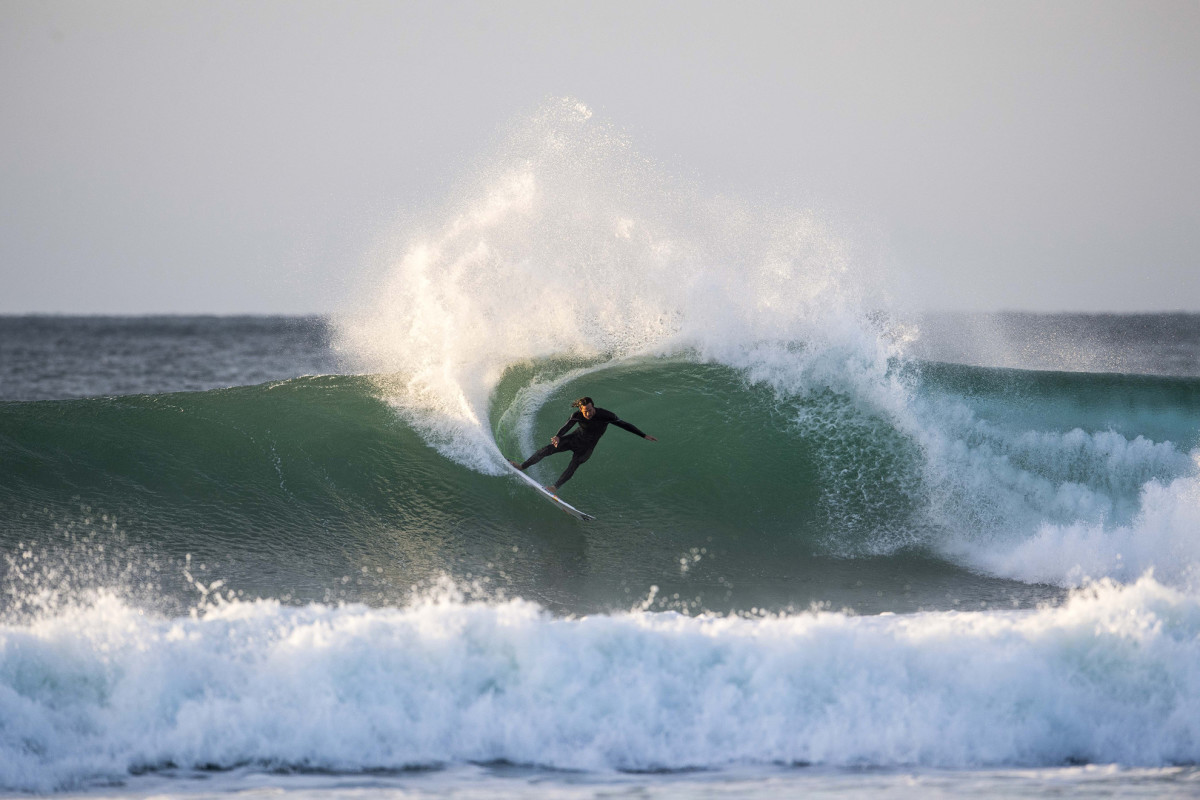 Amp Sessions: Jordy Smith At J-Bay - Surfer