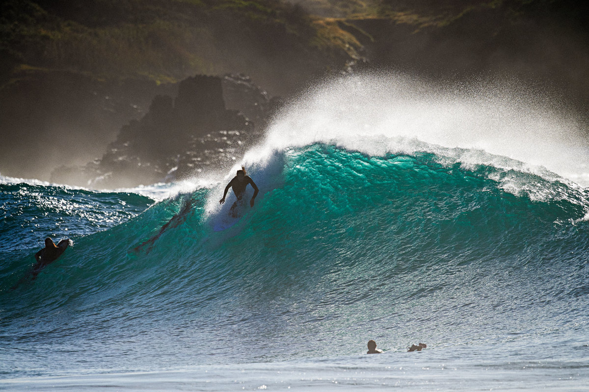 A Former Session in Oz's South Coast with Ando and Dane - Surfer