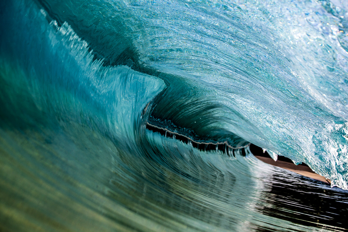 Sandy Beach, Hawaii - Surfer