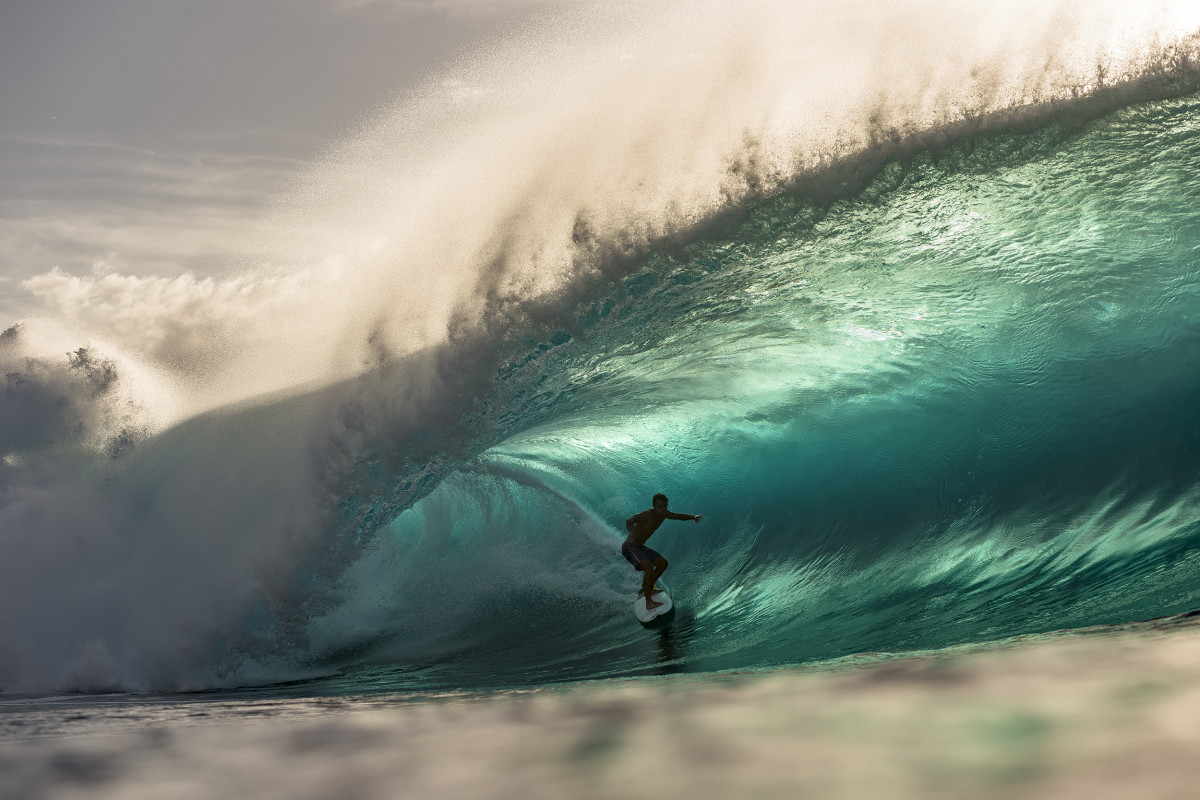 The 20 Best Surf Photos from 2019 - Surfer