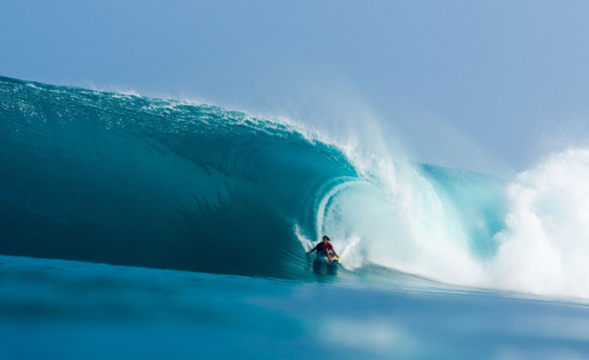 Under The Covers with Daniel Jones - Surfer