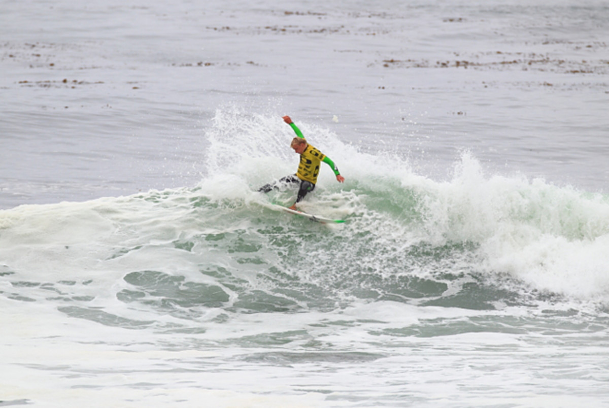 LAST STOP ON SURFER MAGAZINE S OAKLEY SURF SHOP CHALLENGE COMES TO