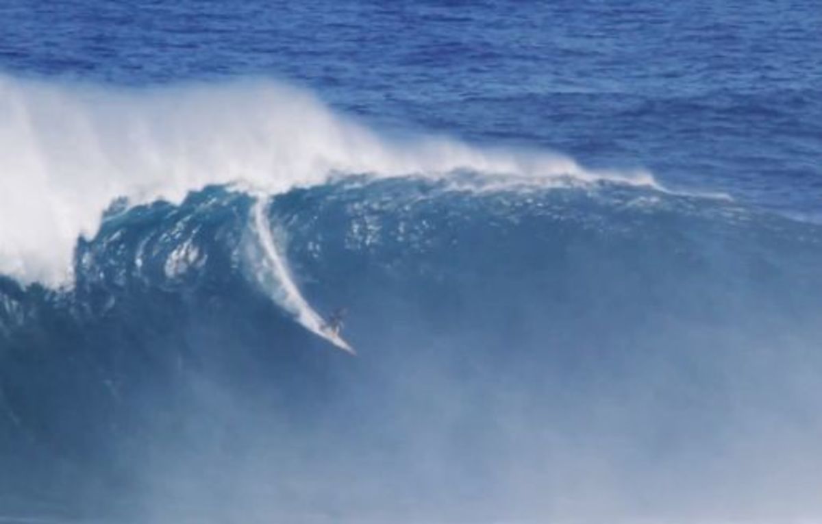 Albee Layer + Matt Meola    The Isle 2: Episode 1, Jaws    9:06 - Surfer