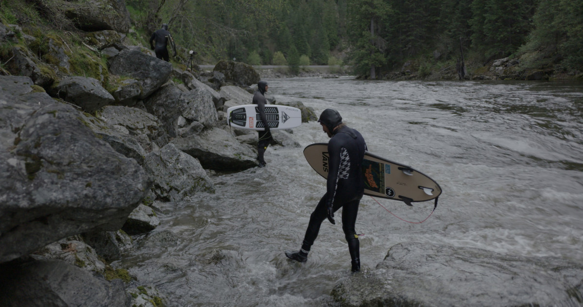 Dylan Graves Surfs Montana and Idaho with KB Brown | %%sitename%% - Surfer