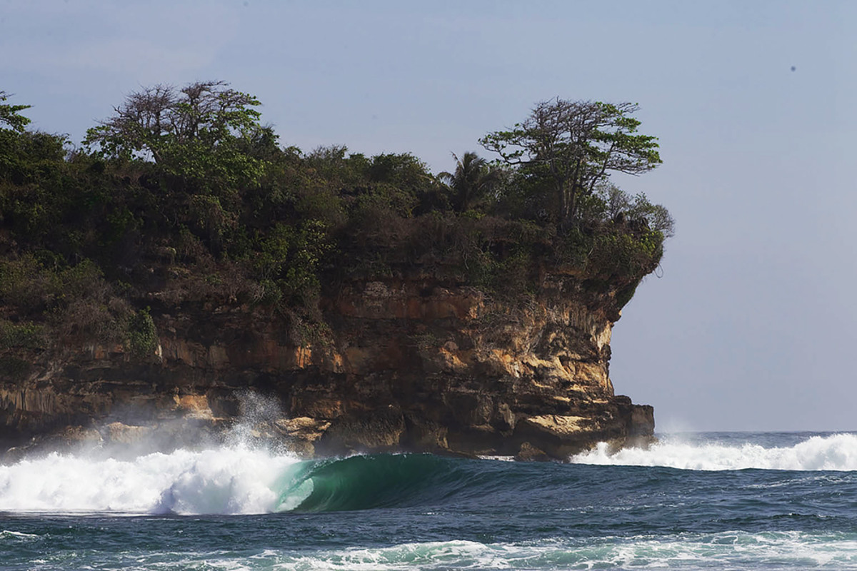 Java Indonesia Surfer