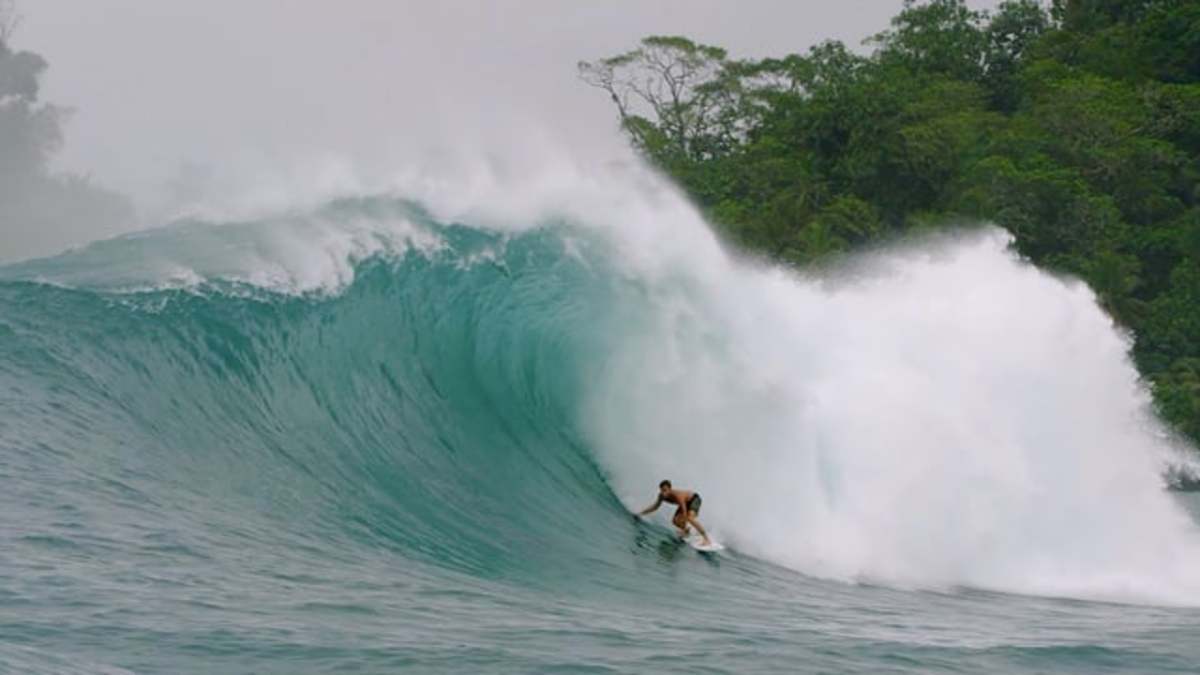 Luke Davis and Bruce Irons Are Teammates - Surfer