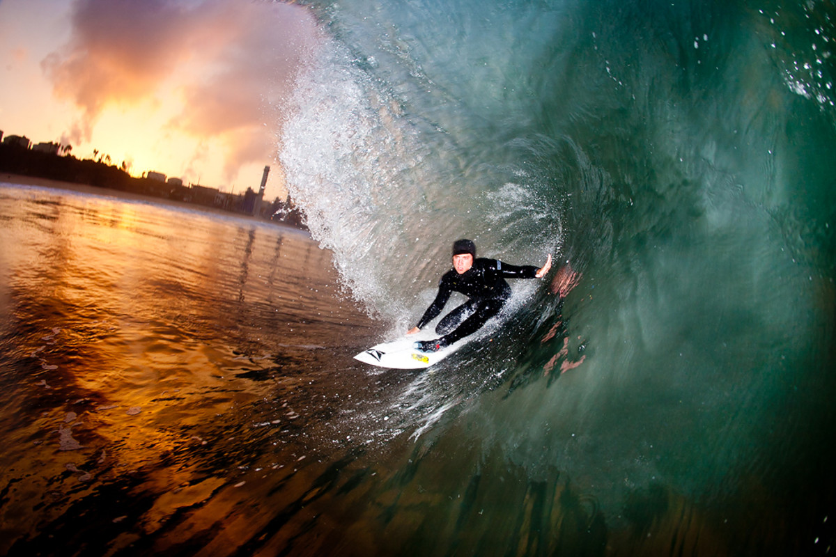 Under The Influence Alex Gray Surfer   Alex Gray At Home In La Photo Dave Nelson 