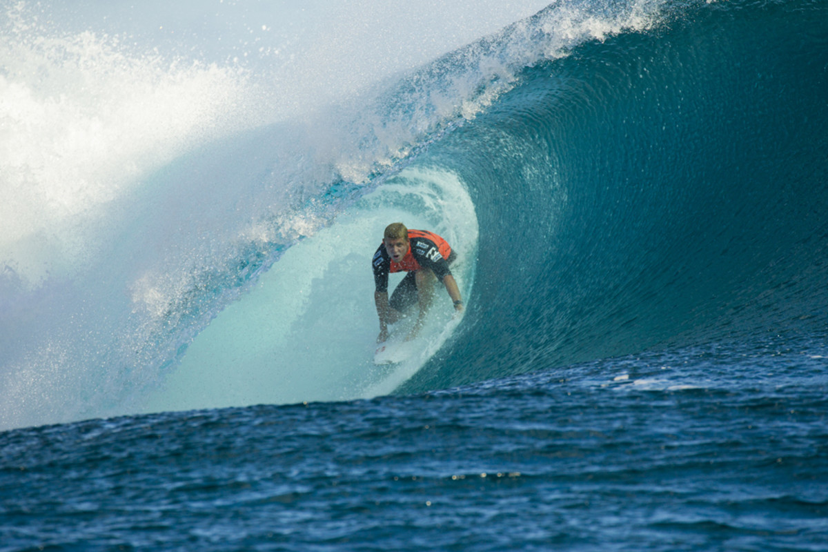 Two Weeks in Tahiti - Surfer