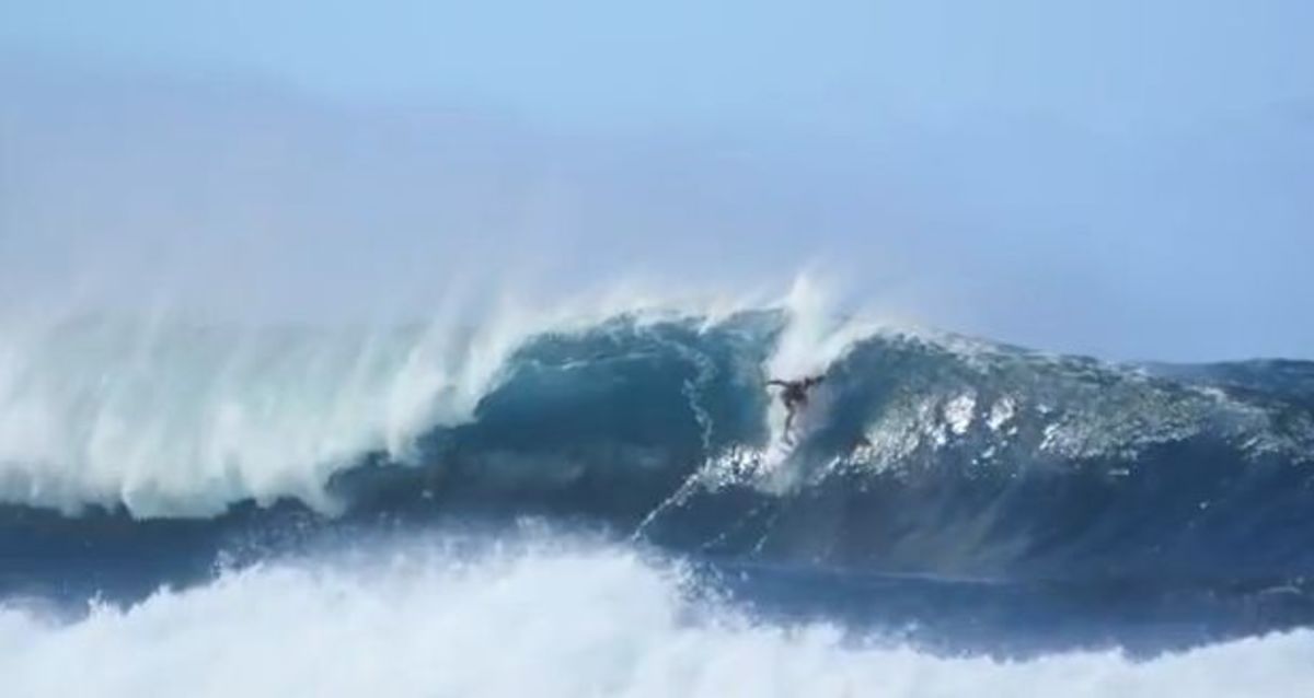 Owen Wright // Pipeline // 2:25 - Surfer