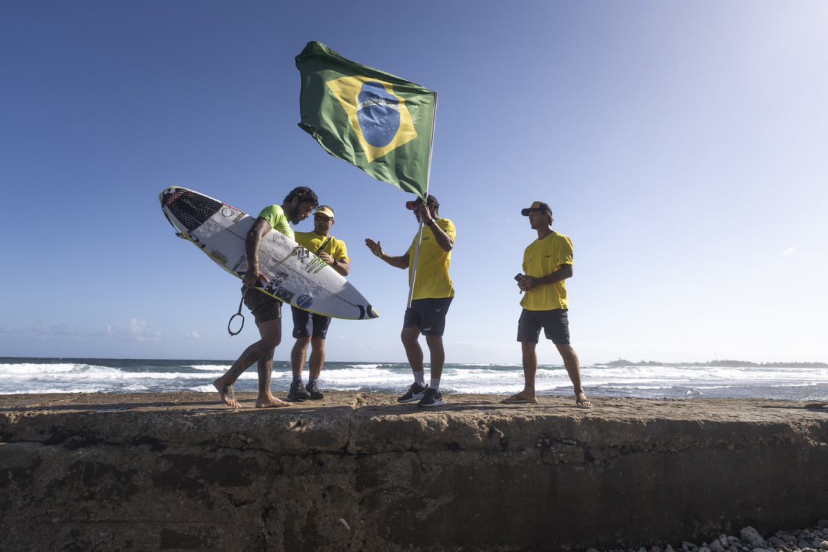 Filipe Toledo and Team Brazil at the 2024 ISA World Surfing Games.